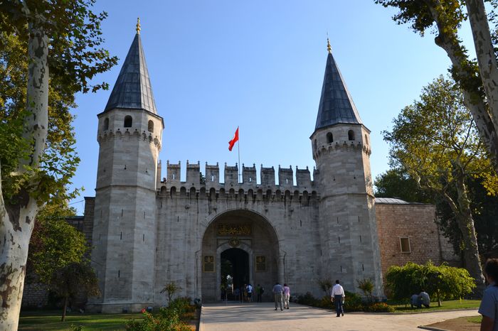 Moderates controlled both Rome and Constantinople