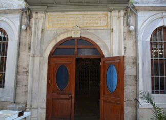 A Readers Guide to European Travel Observations